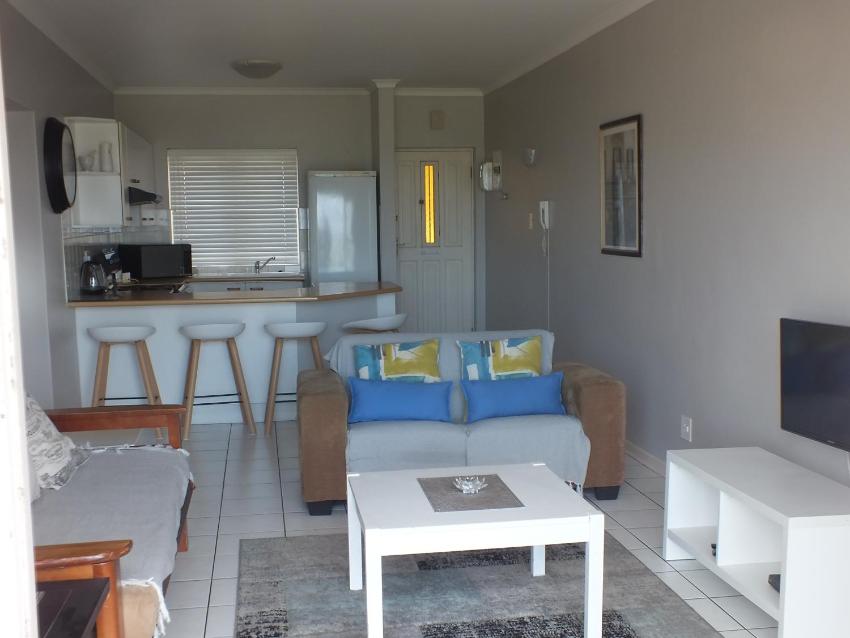 Dolphins Beach Condo - 2bedroom Apartment