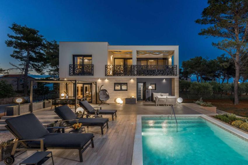 Beautiful Villa Olea Vir