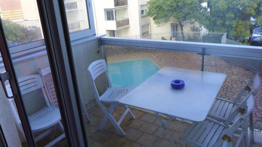 Studio a Arcachon a 200 m de la plage avec vue sur la mer piscine partagee et jardin clos