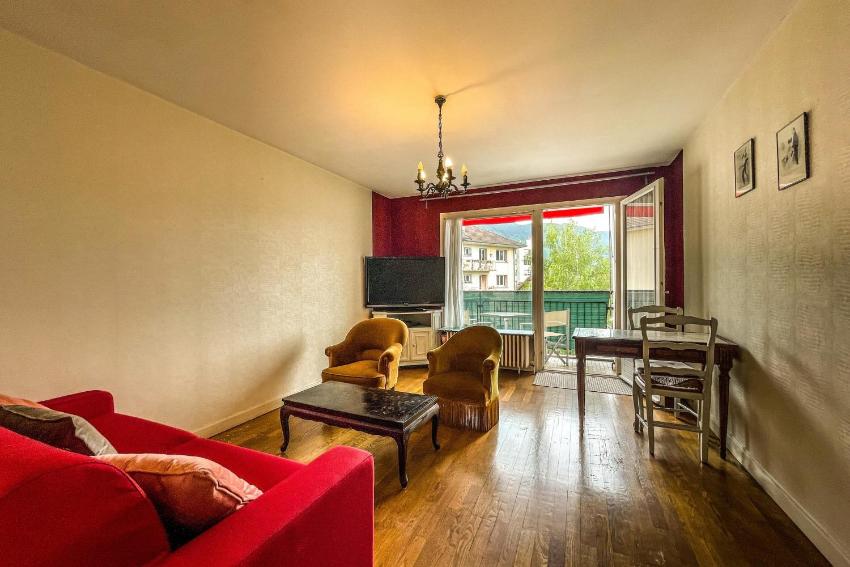 Apartment T2 With Balcony Annecy Centre