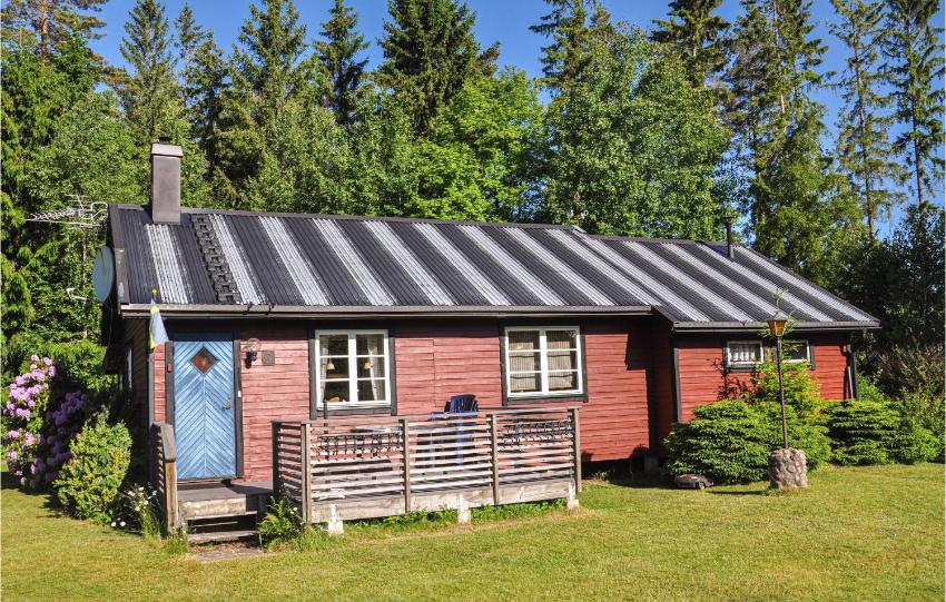 Amazing home in Tibro with 3 Bedrooms and Sauna