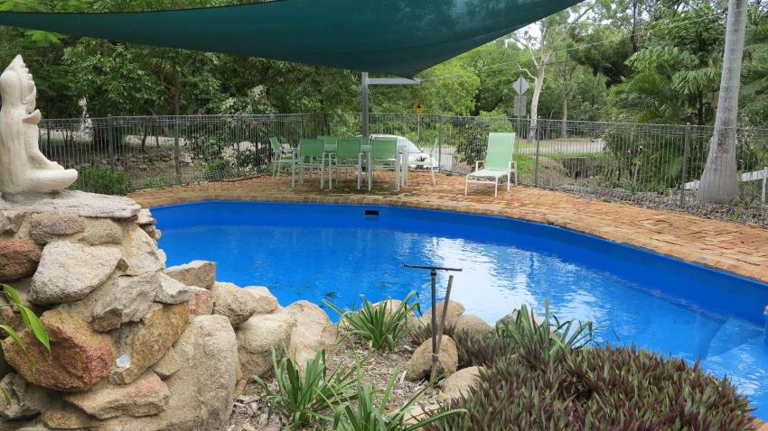 Del-Haven Opposite Alma Bay