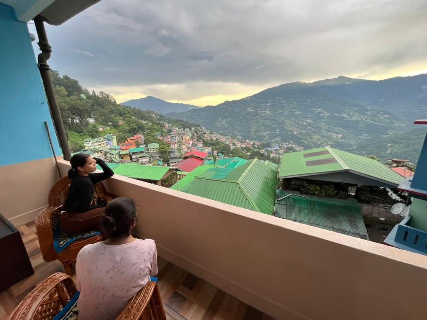 Teesta Apartment Service