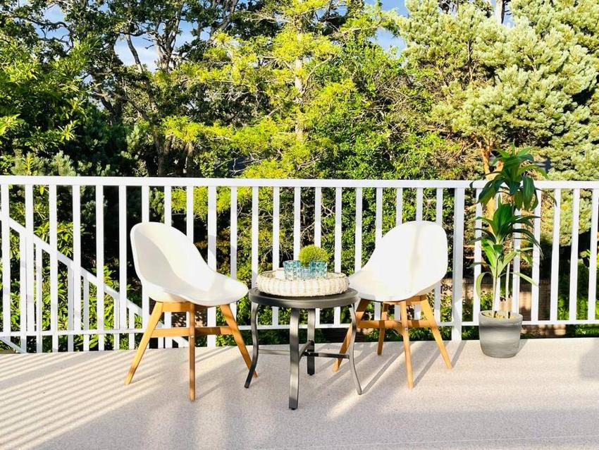 Stylish Cozy one bedroom studio with free parking