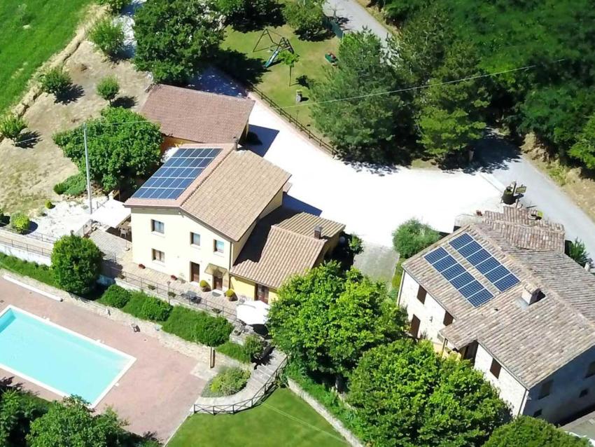 Majestic holiday home in Mergo with private pool