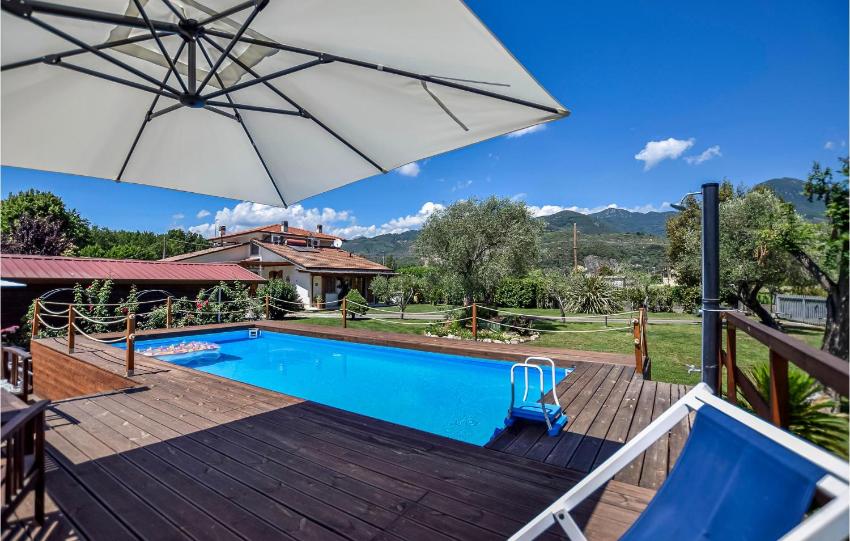Awesome home in Pietrasanta with 4 Bedrooms, WiFi and Outdoor swimming pool