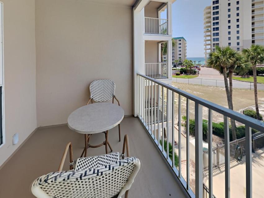 Grand Caribbean #307 West