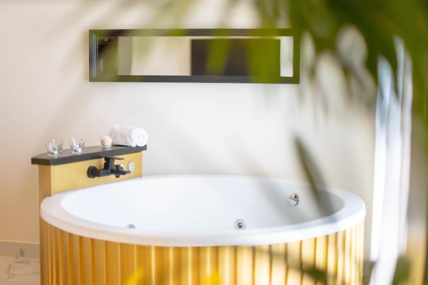 Reina Victoria La Plaza