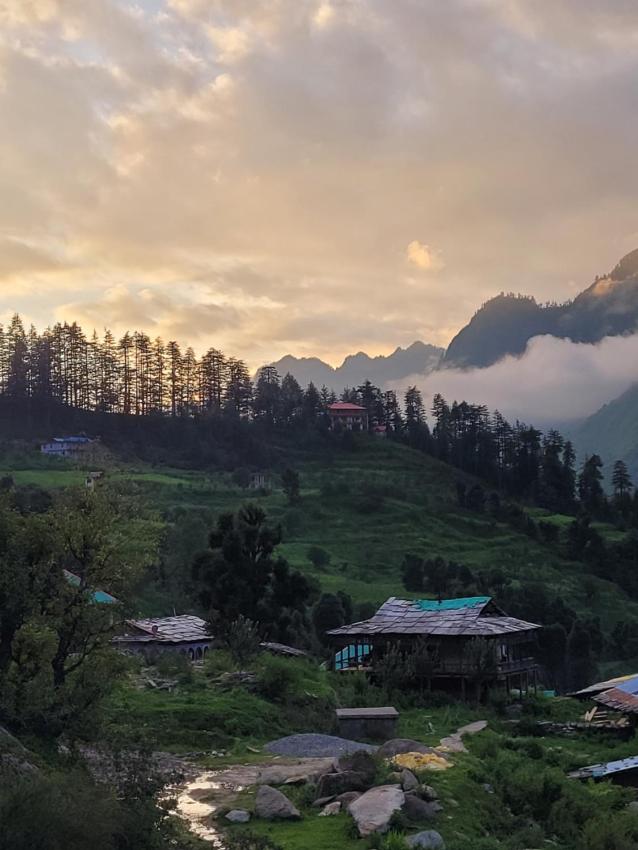 Destined to be, Sainj