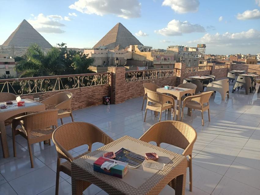 Anubis Pyramids Inn