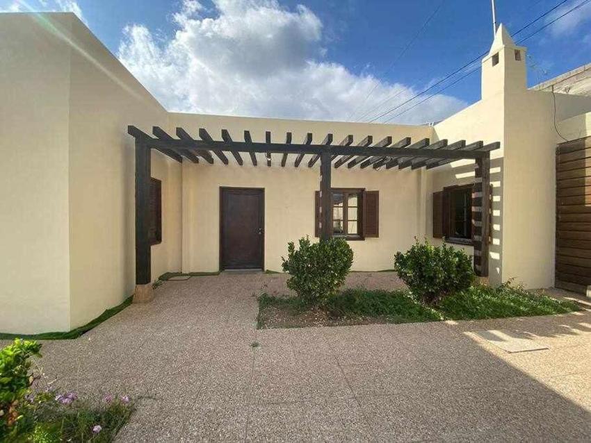 Country house with shared pool and views