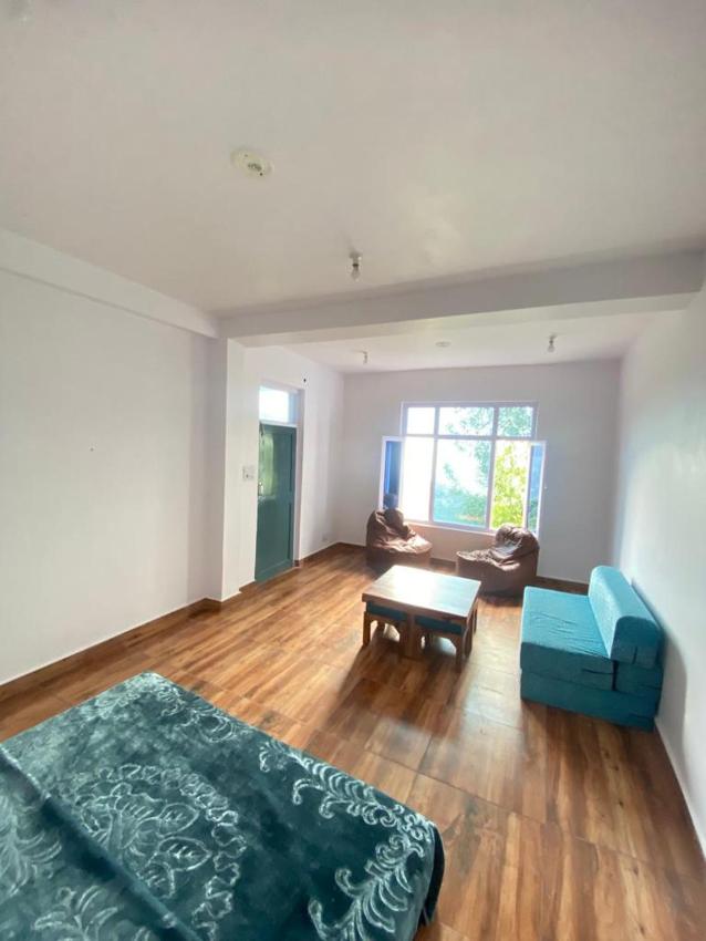 Tara's Home Under Stars