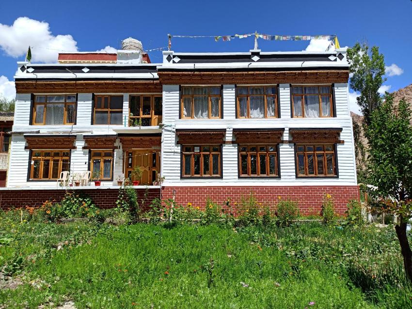 sonam guest house