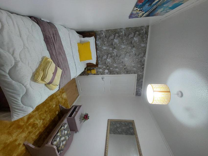 Lovely 2-Bed House in the heart of Woodhouse Leeds