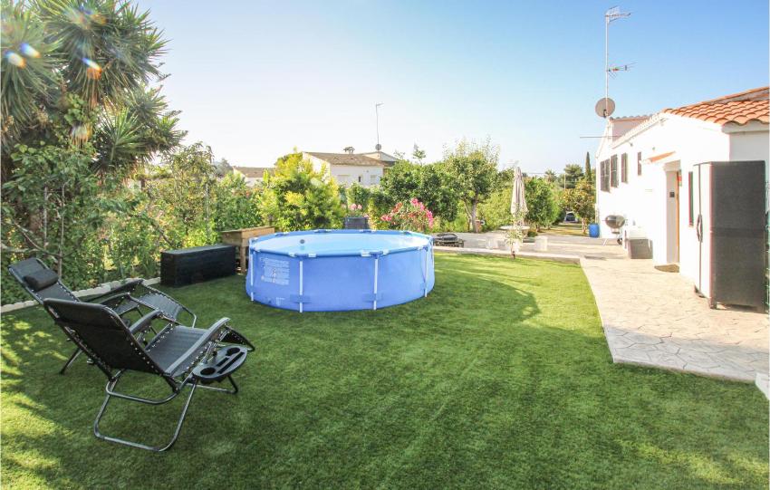 Stunning home in Segur de Calafell with WiFi, Indoor swimming pool and Swimming pool