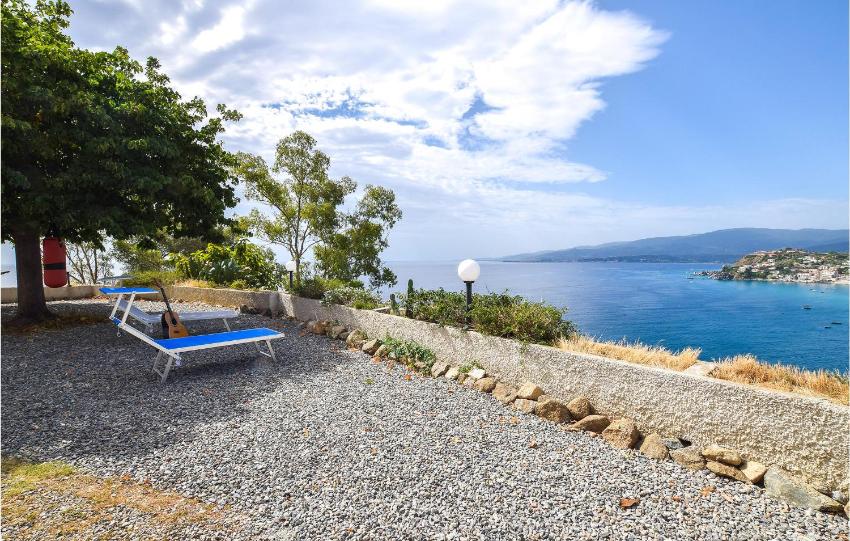 Beautiful home in Stalett with WiFi and 4 Bedrooms