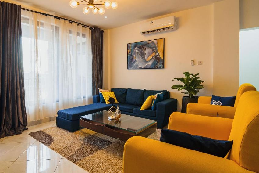 Vete a Casa, East Airport