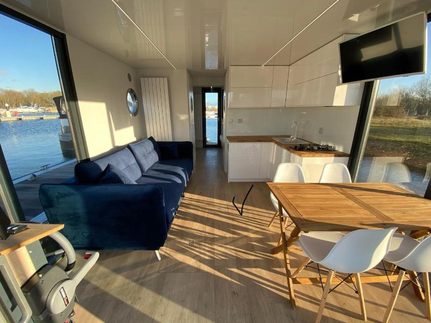 The River Thames Houseboat near Oxford