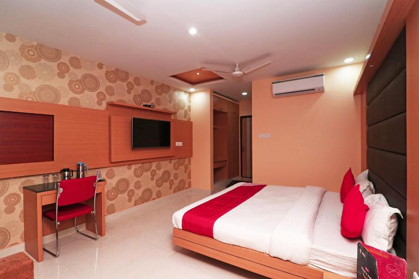 Capital O Hotel Sapphire Inn