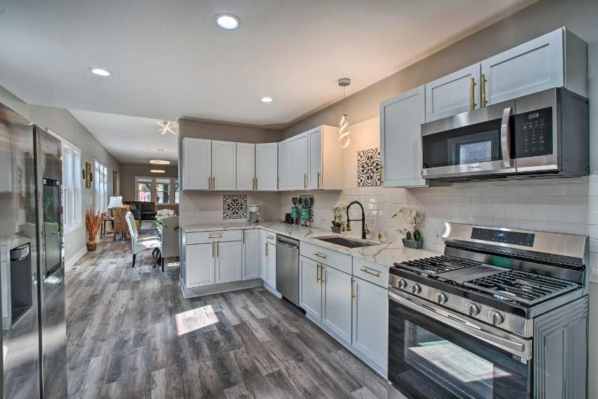 Pet-Friendly Chicago Retreat about 3 Mi to Dtwn!