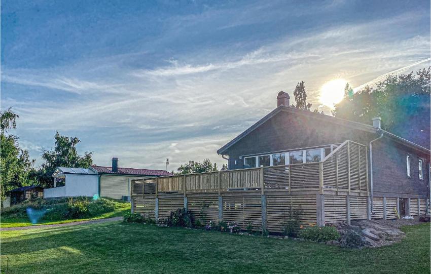 Amazing home in deshg with Internet and 3 Bedrooms