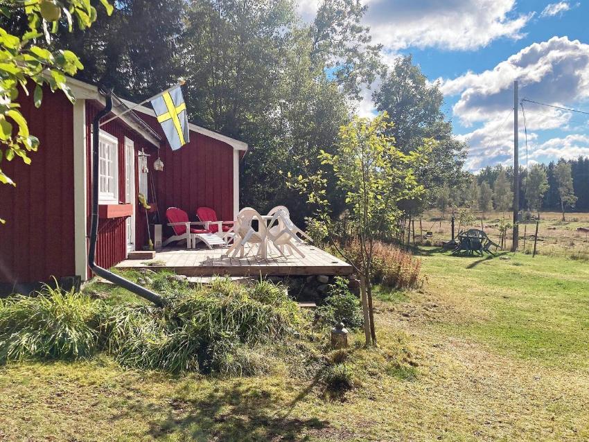 6 person holiday home in RKELLJUNGA