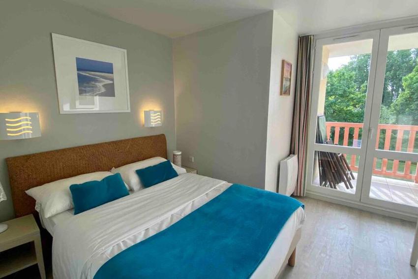 Paris Plage Vacances - Magnifique T2 cabine avec piscine tennis & parking