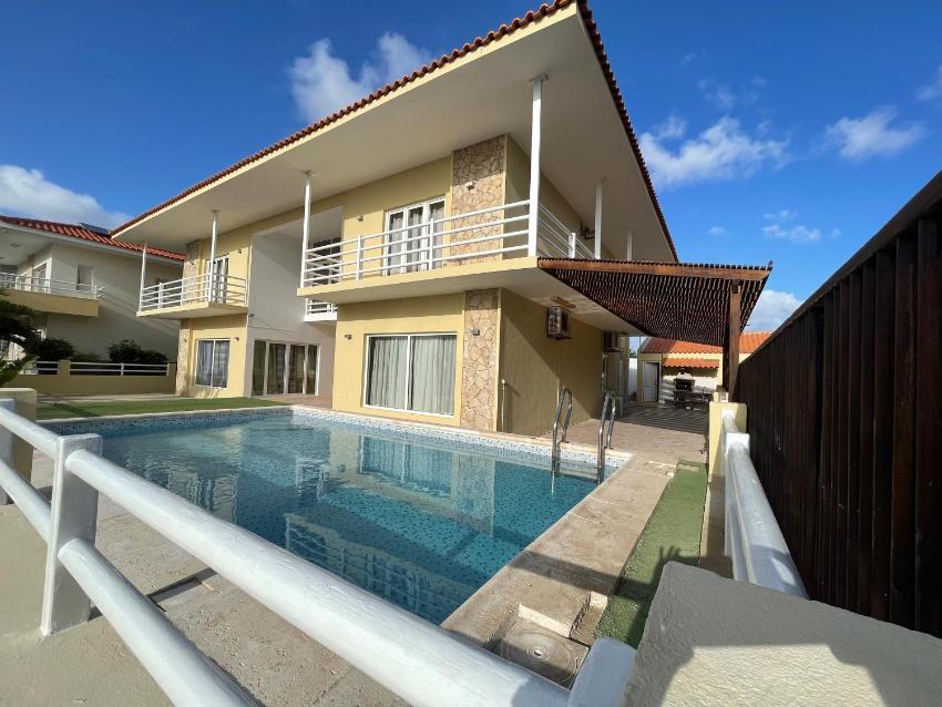 Villa164 - Luxo, Piscina e Ginásio à beira-mar