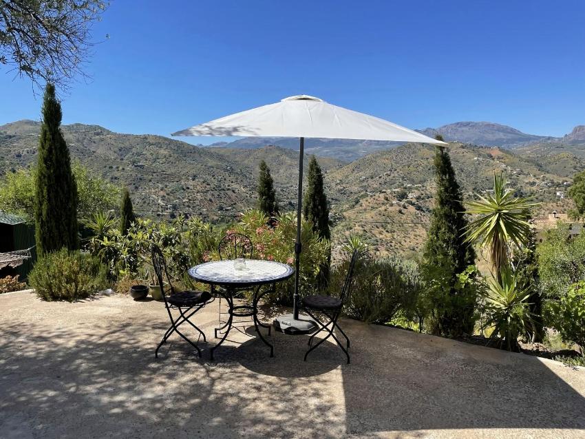 Lovely villa in Comares with private bubble bath
