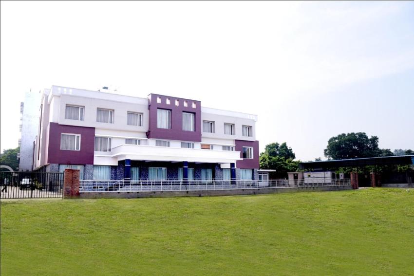 Hotel Krishna Palace, Ayodhya