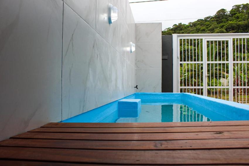 AG - CASA INDIVIDUAL CoM PISCINA, AR, WI-FI, ATÉ 16 PESSOAS BRUNO KLEMTZ - 10 x sem juros no cartao