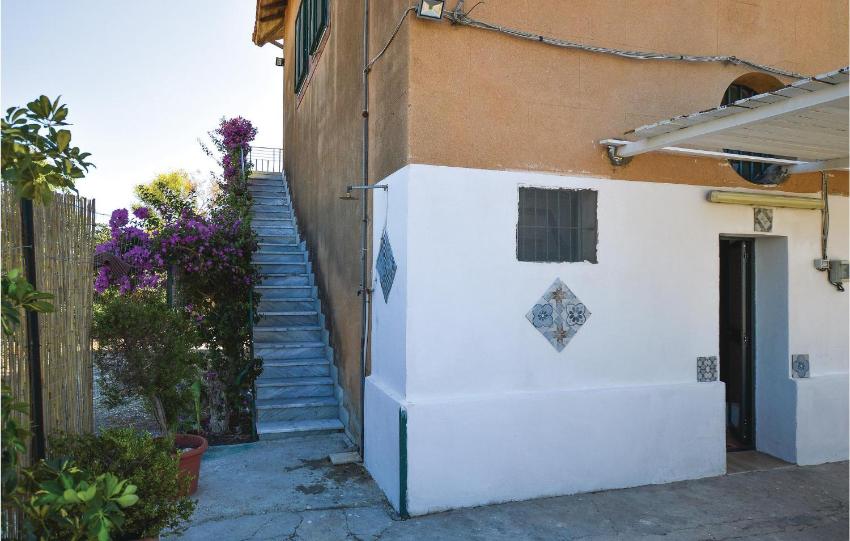 Amazing home in Sciacca w/ 2 Bedrooms