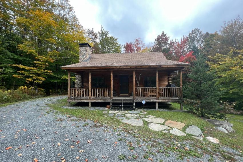 Forest View Log Cabin