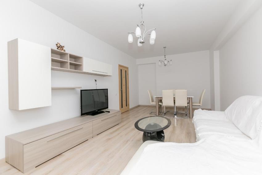 Apartament spațios în centrul orașului!