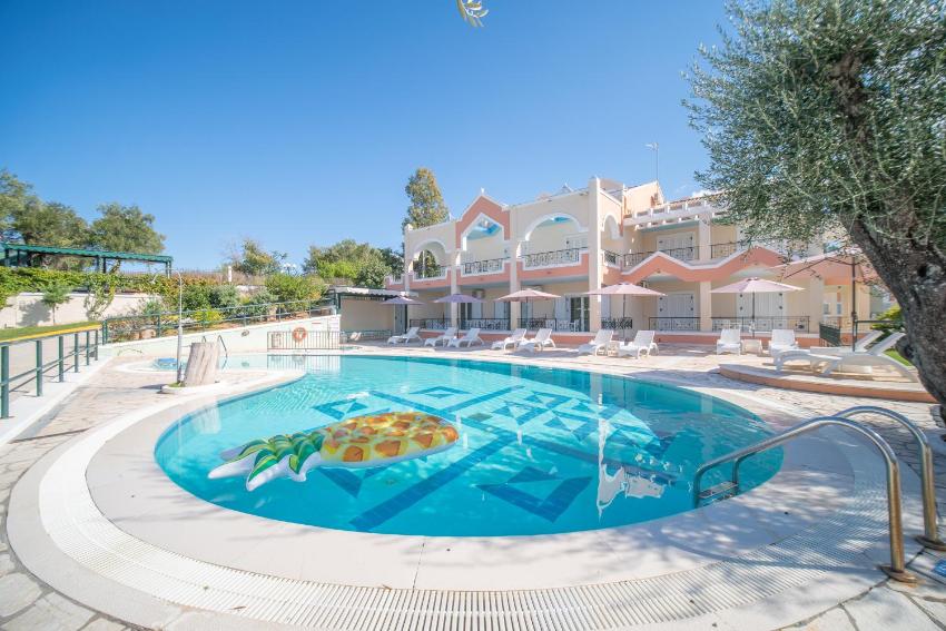 Saint Nicholas Beach Garden View 3