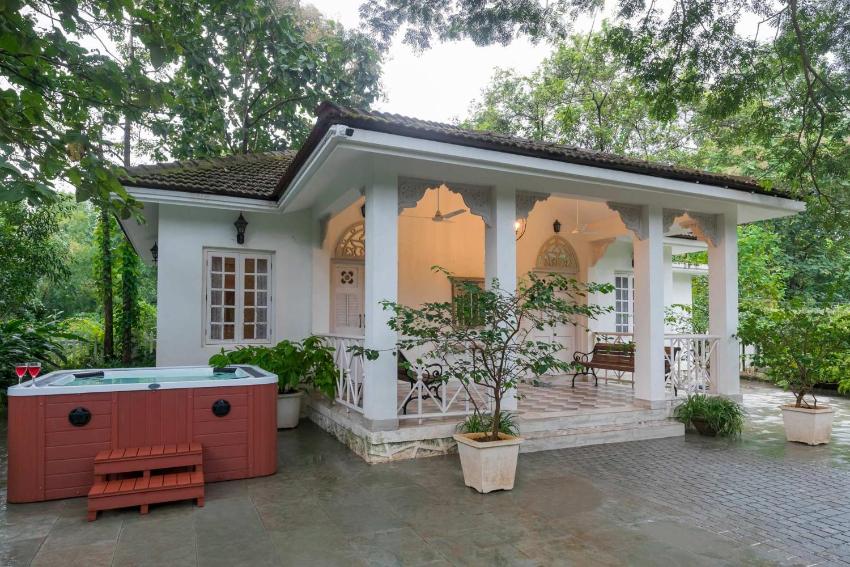 StayVista at Cosy Cottage - The Inner Temple