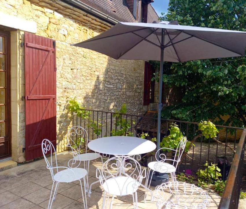 Maison de 4 chambres avec jardin clos et wifi a Prats de Carlux