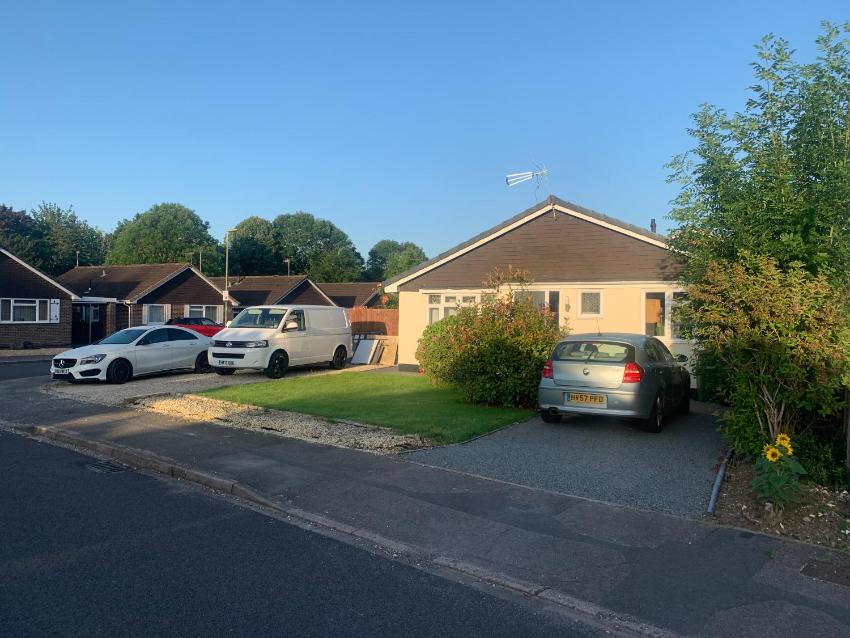 Impeccable Bungalow in Fair Oak Hampshire