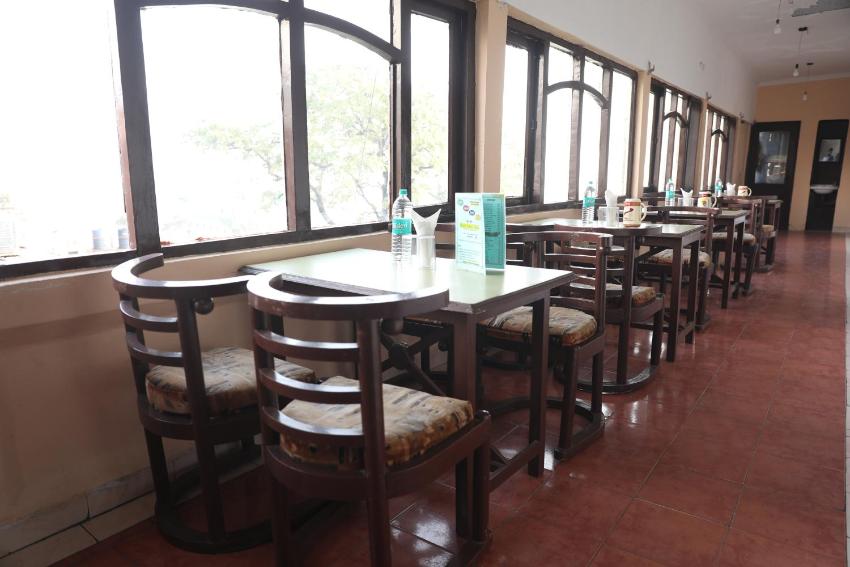 Grand The Mall by ARG group