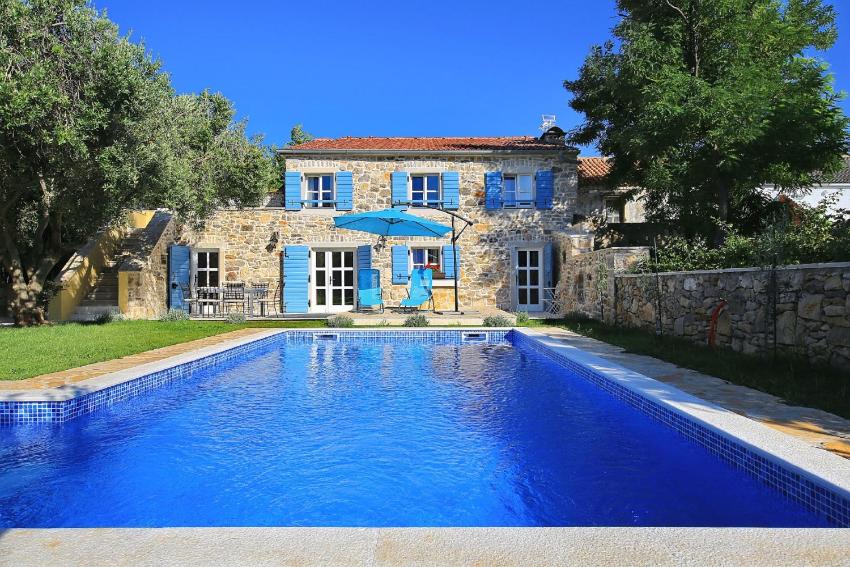 Stunning Stone Villa Rustica with pool