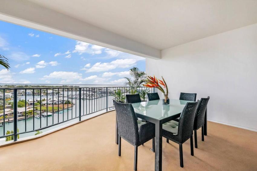 Cullen Bay Penthouse with Pool, Decks and Marina Views