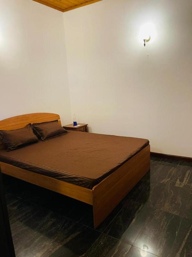 Home for Rent - Thalahena