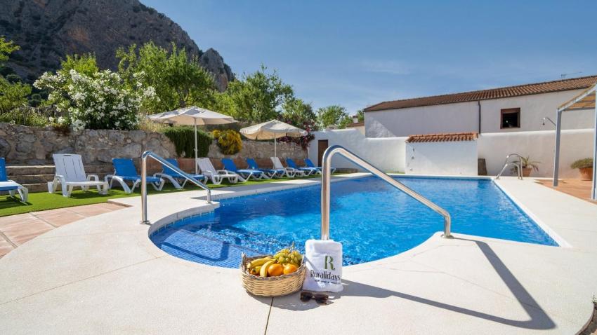 Cortijo Rural Fuente Marchal Montejaque by Ruralidays