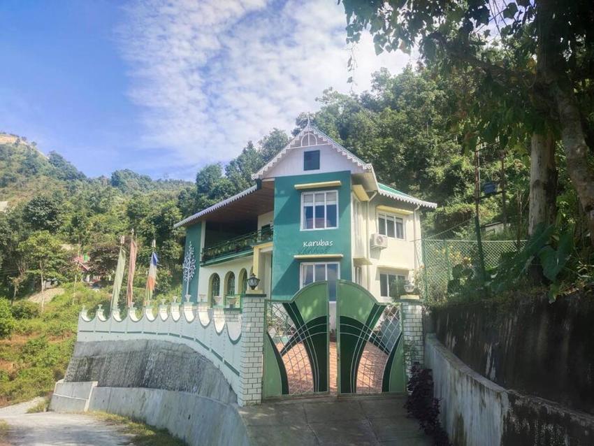 3 bedroom villa in a remote mountain village