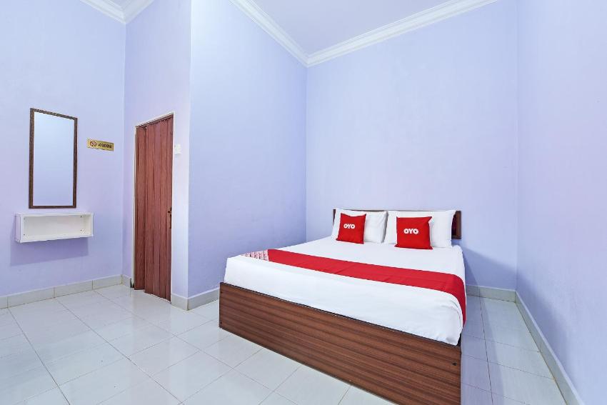 OYO 90660 Rayyans Roomstay