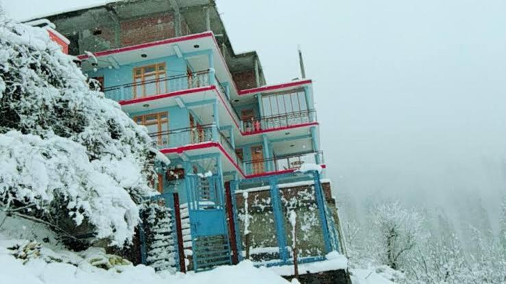 Hike Himalayan Hostel