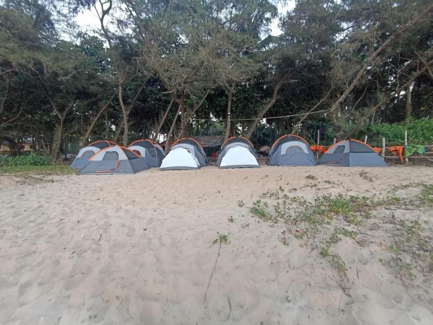 Ale beach tent stay