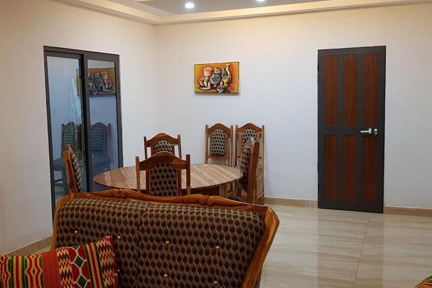 Appartement + terrasse + jardin