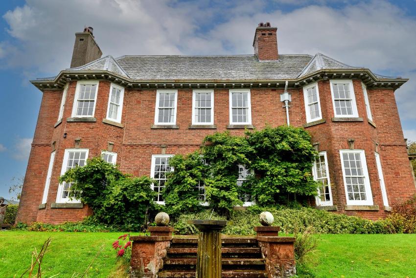 Edwardian Country House - 9 Bed, Sleeping up to 21