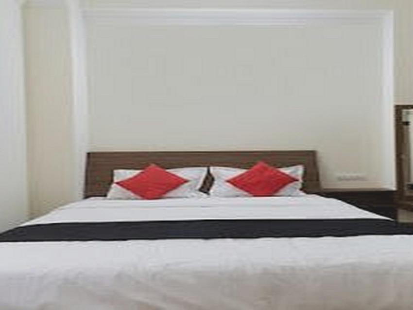 Flagship Hotel S Dot